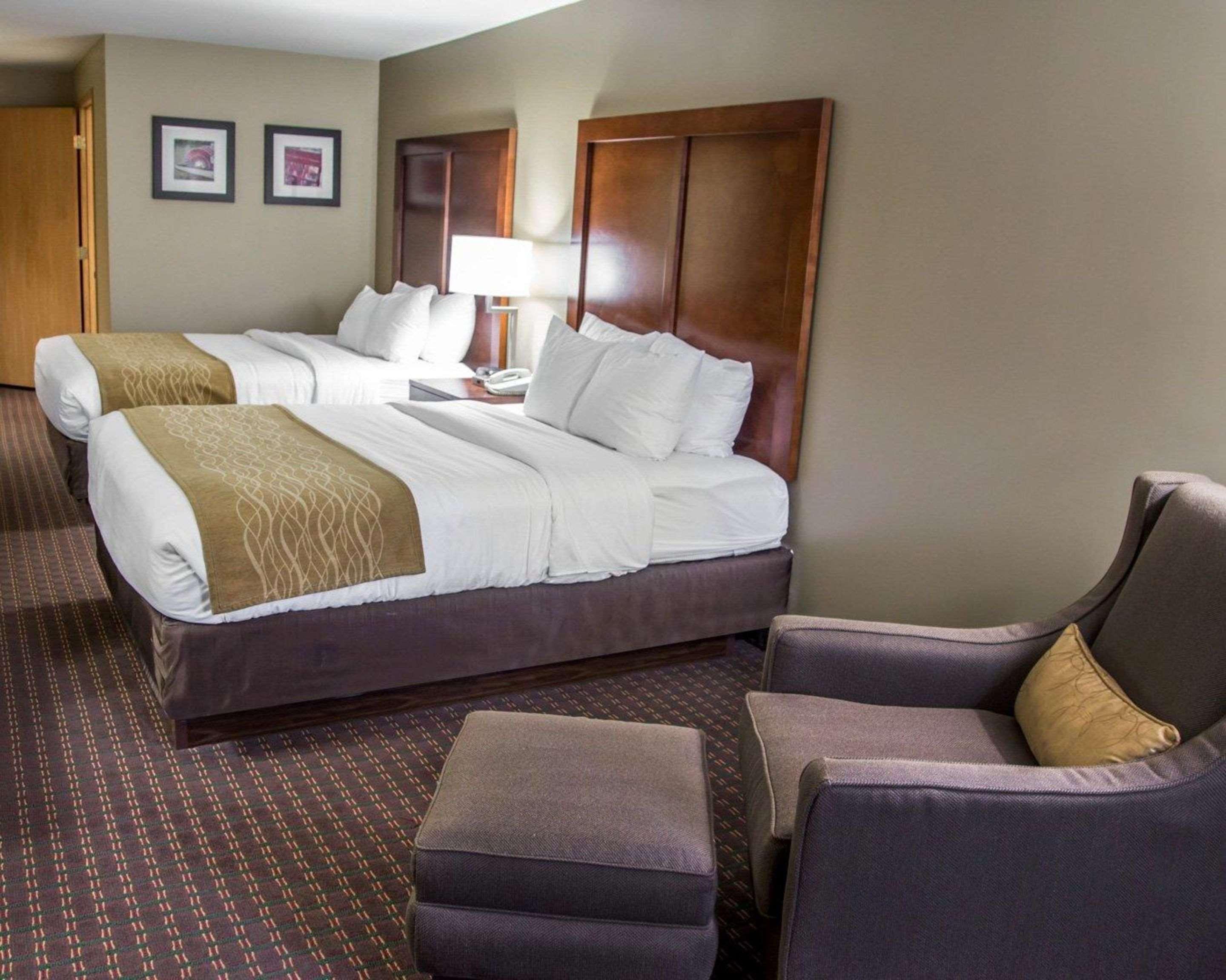 Comfort Inn & Suites Riverview Near Davenport And I-80 Le Claire Ngoại thất bức ảnh