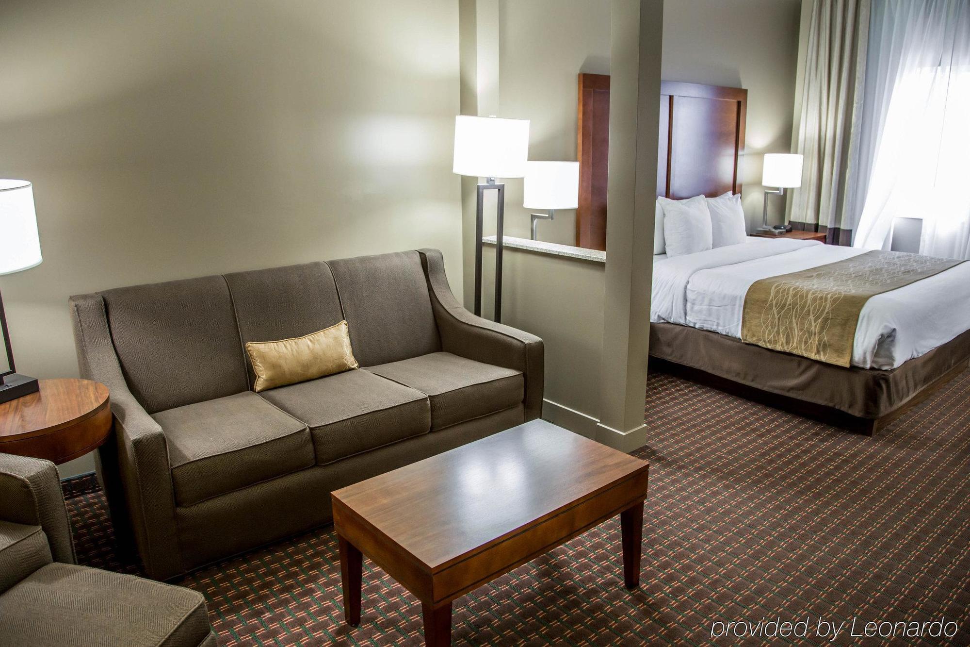 Comfort Inn & Suites Riverview Near Davenport And I-80 Le Claire Ngoại thất bức ảnh