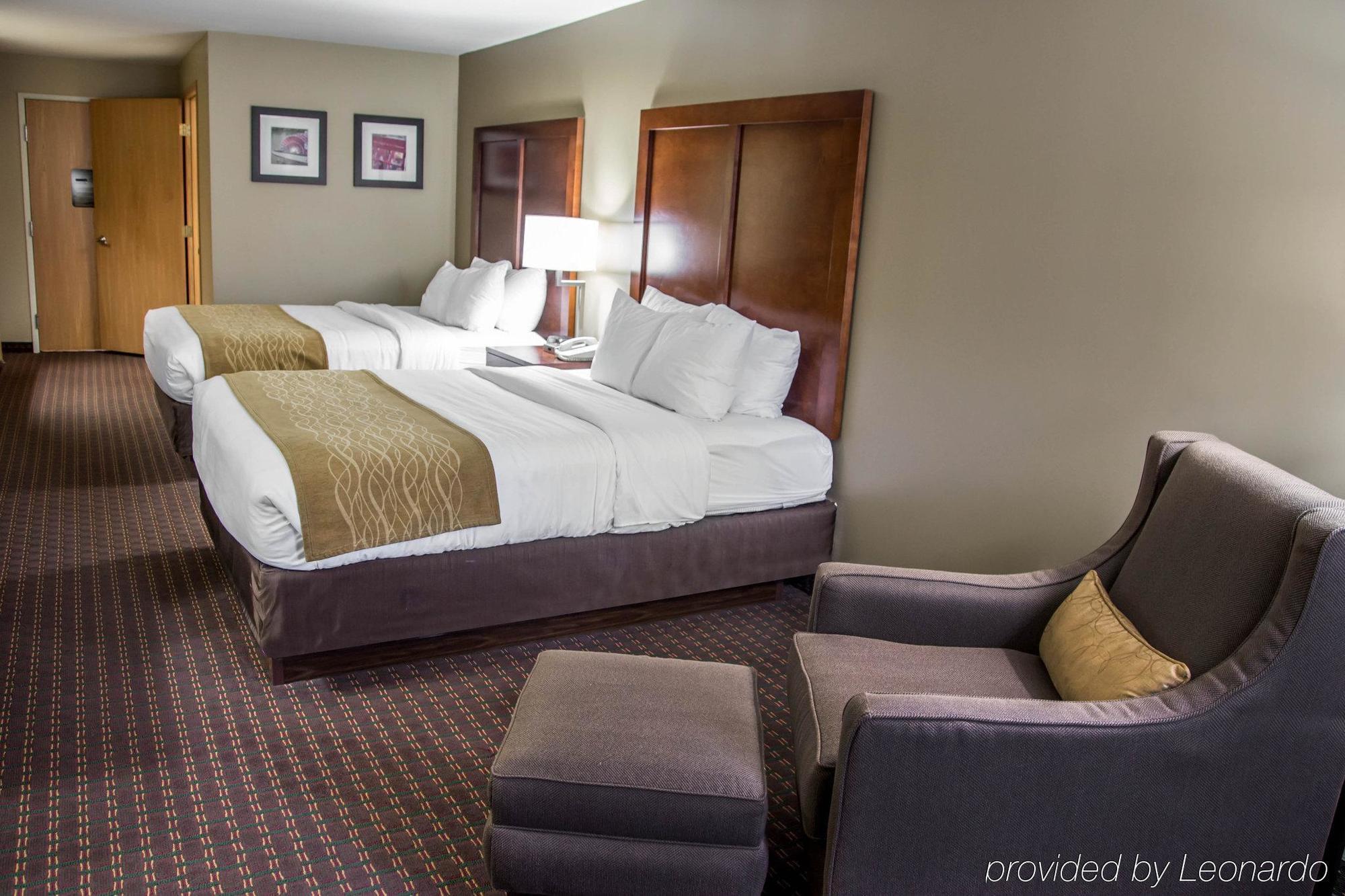 Comfort Inn & Suites Riverview Near Davenport And I-80 Le Claire Ngoại thất bức ảnh