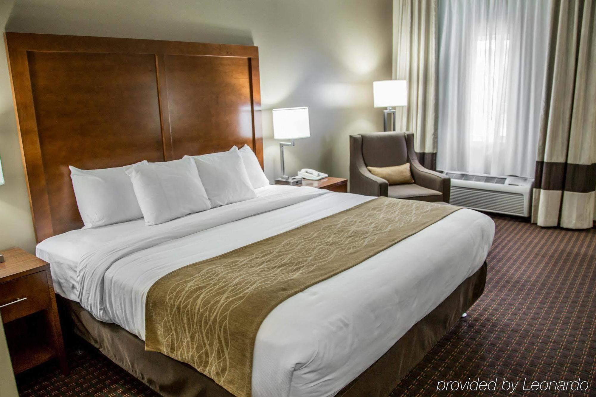 Comfort Inn & Suites Riverview Near Davenport And I-80 Le Claire Ngoại thất bức ảnh