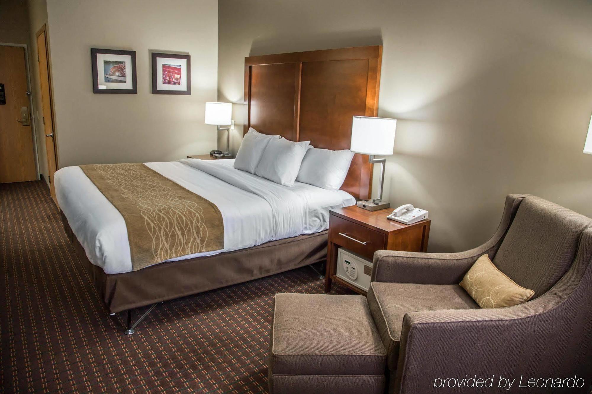 Comfort Inn & Suites Riverview Near Davenport And I-80 Le Claire Ngoại thất bức ảnh