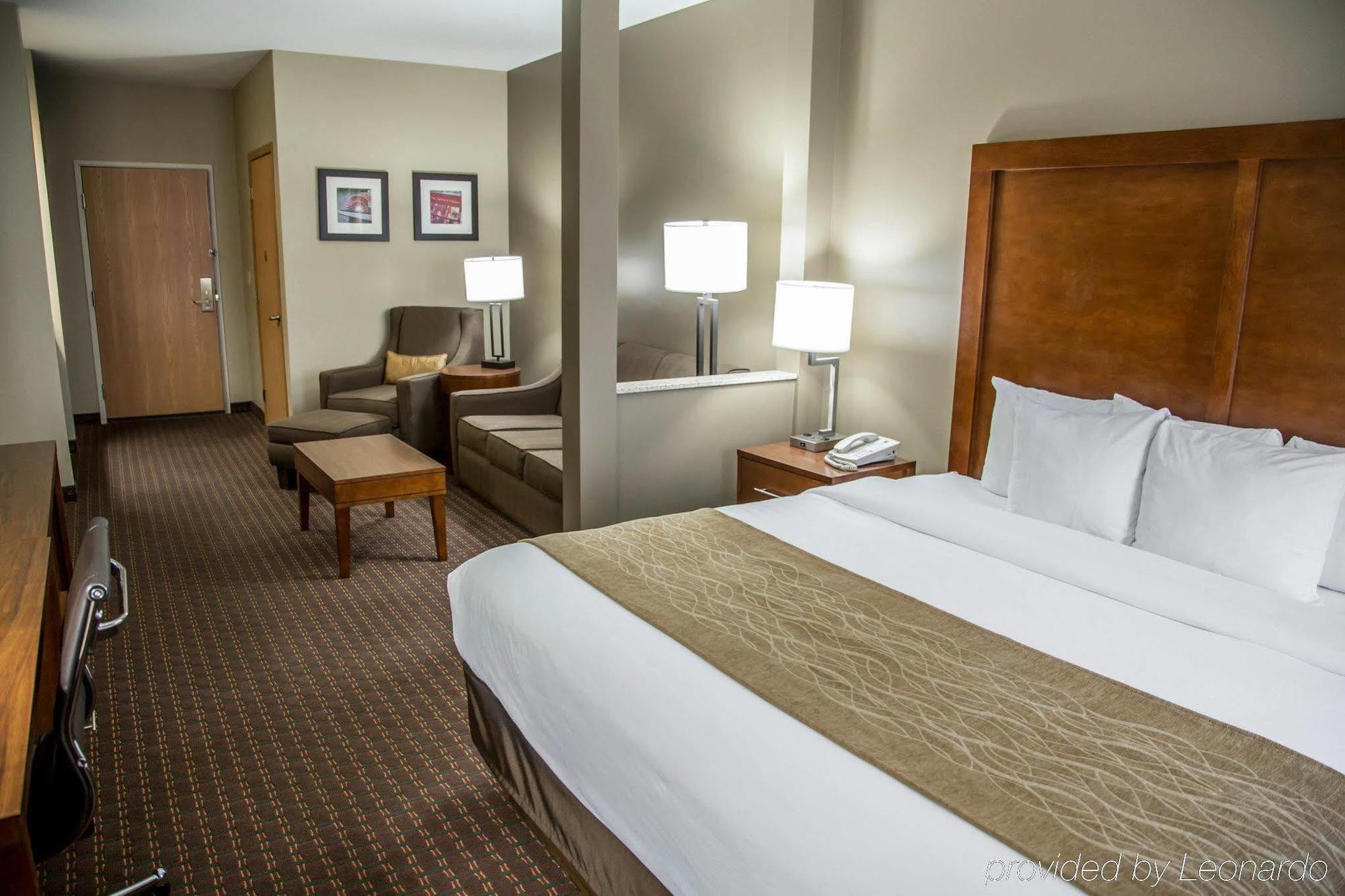 Comfort Inn & Suites Riverview Near Davenport And I-80 Le Claire Ngoại thất bức ảnh