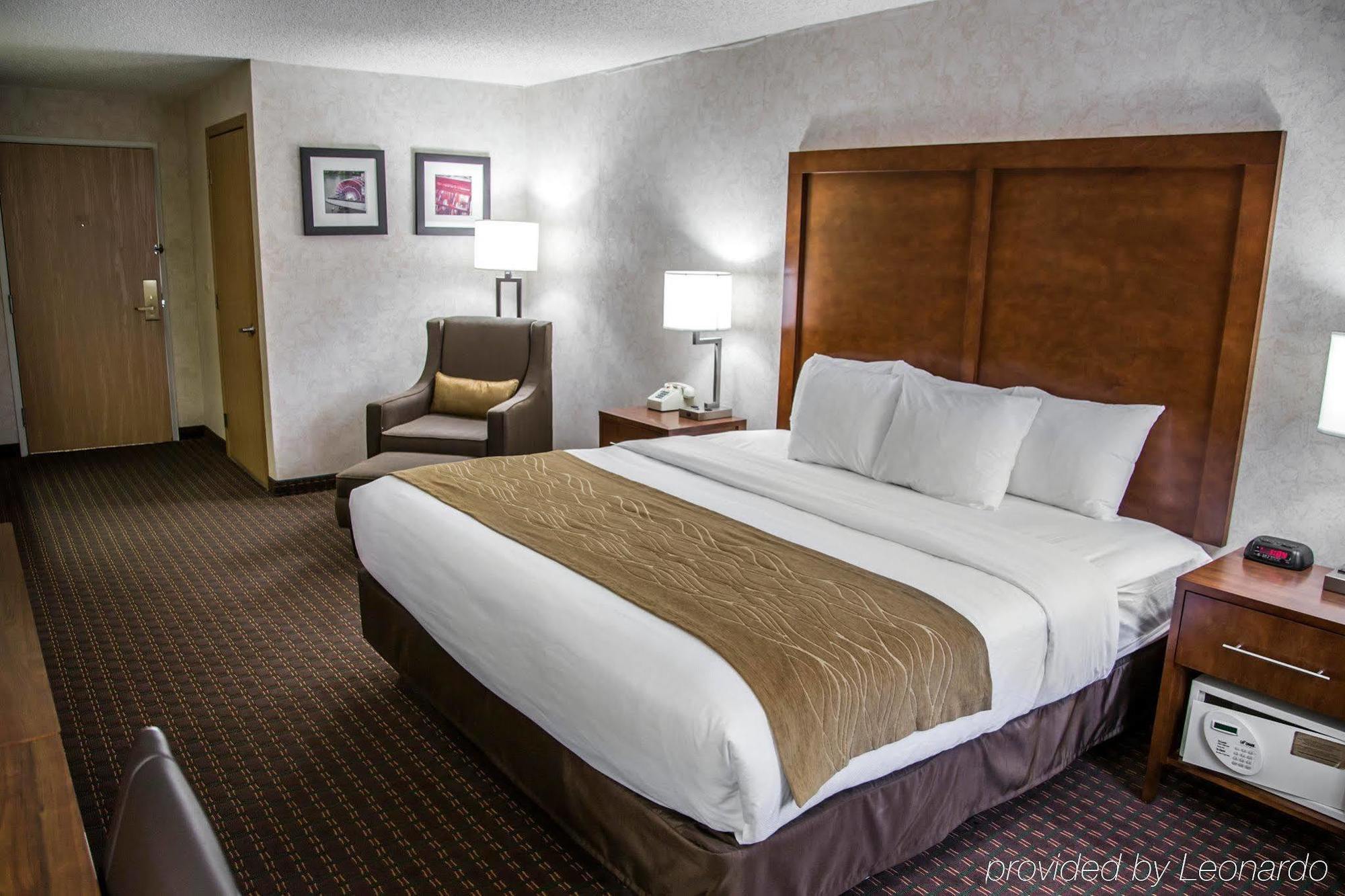 Comfort Inn & Suites Riverview Near Davenport And I-80 Le Claire Ngoại thất bức ảnh