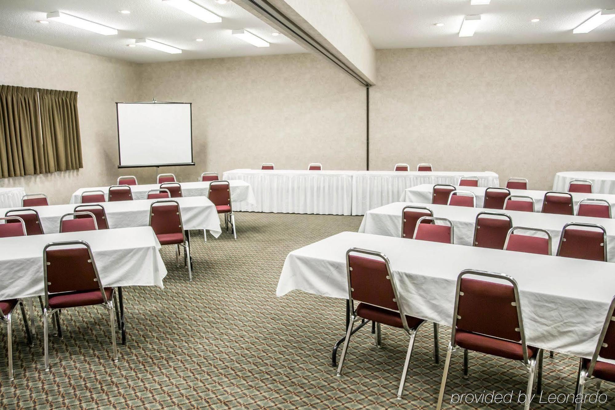 Comfort Inn & Suites Riverview Near Davenport And I-80 Le Claire Ngoại thất bức ảnh
