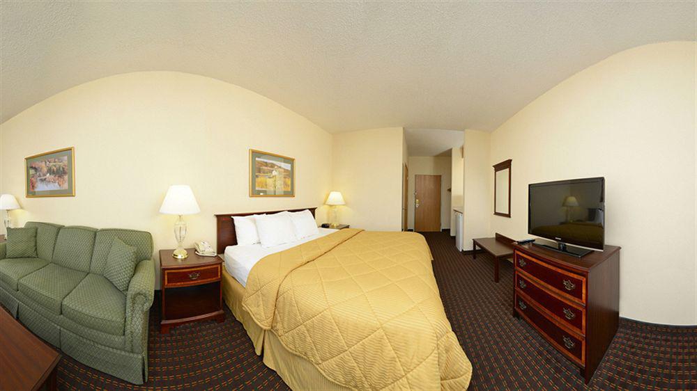 Comfort Inn & Suites Riverview Near Davenport And I-80 Le Claire Ngoại thất bức ảnh